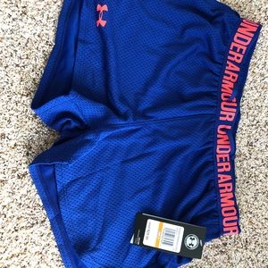 Shorts under armor